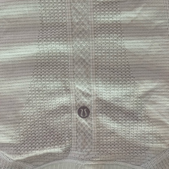 Lululemon run swiftly ss sz10 EUC - Picture 6 of 6